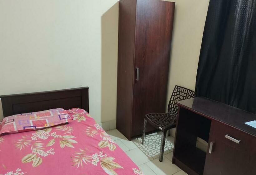 이코노미 룸, Malabar Residency