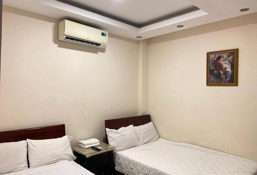 اتاق استاندارد چهارنفره با بالکن, Trung Hoa
