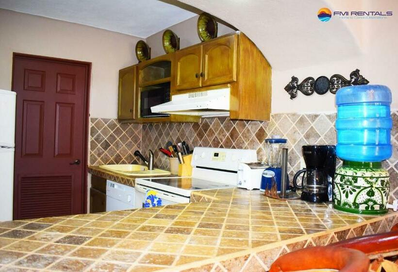 침실 2개 아파트, Marina Pinacate B 118