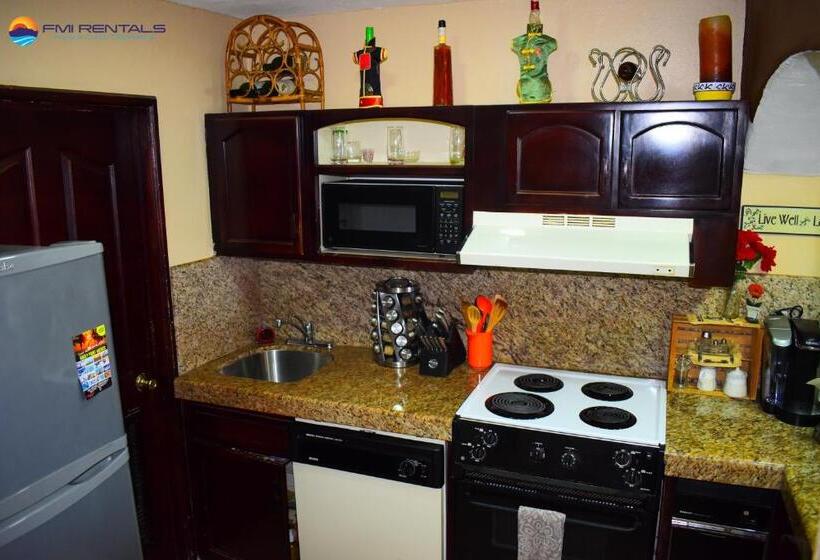 침실 2개 아파트, Marina Pinacate B 308