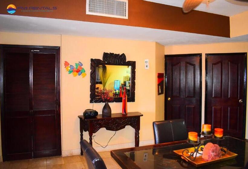 침실 2개 아파트, Marina Pinacate B 308