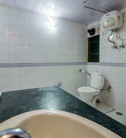 اتاق لوکس, Muscatel Himalayan Resort   400 Mts From Mall Road