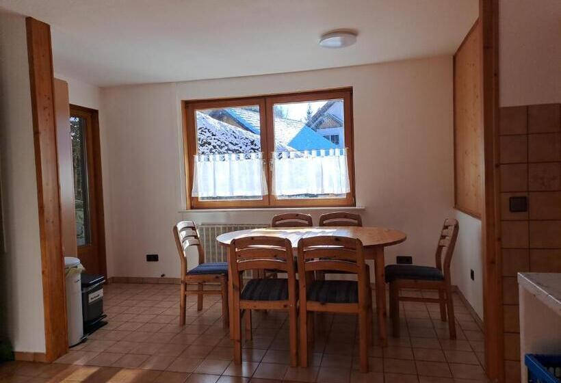 חדר סטנדרט חדר אמבטיה משותף, Haus Waldeck