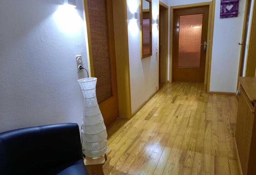 חדר סטנדרד יחיד חדר אמבטיה משותף, Haus Waldeck