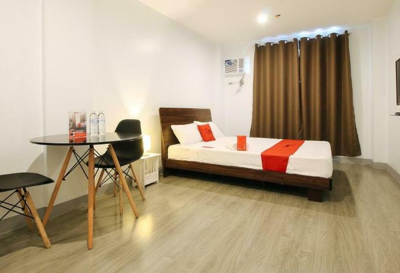 Номер Deluxe, Reddoorz Near Zobel Roxas St