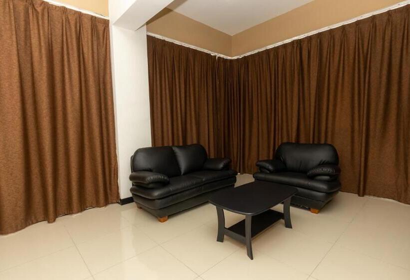 豪华家庭房间, Scott Service Suites