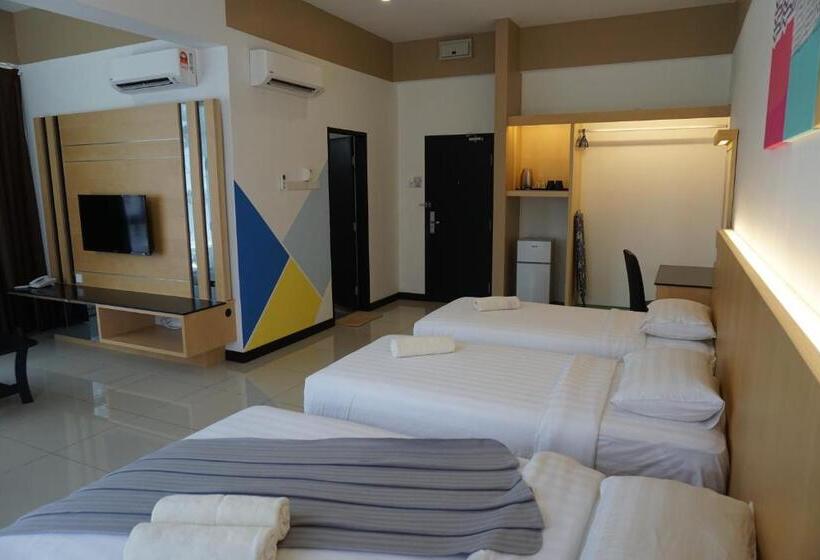 חדר משפחתי דלוקס, Scott Service Suites