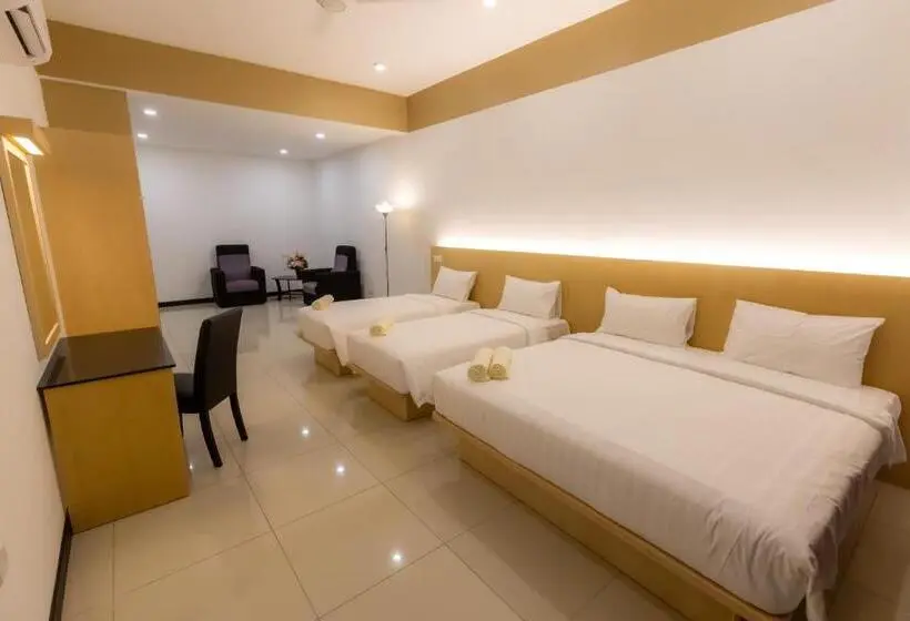 ファミリールーム, Scott Service Suites