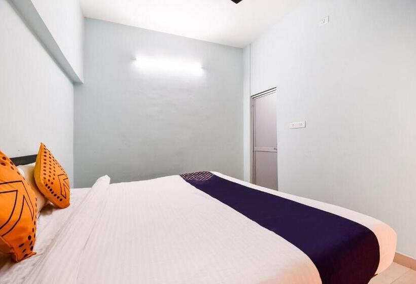 חדר קלאסי לשלושה, Spot On Mishra Guest House