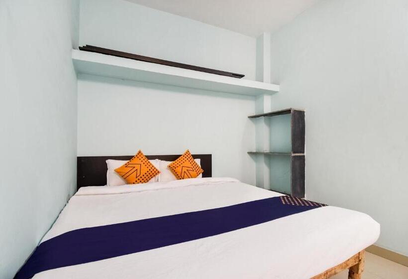 חדר קלאסי לשלושה, Spot On Mishra Guest House