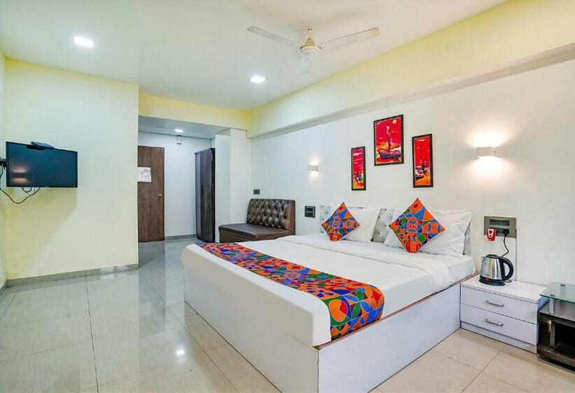 חדר דלוקס, Fabexpress White House   Nr Midc Khargar