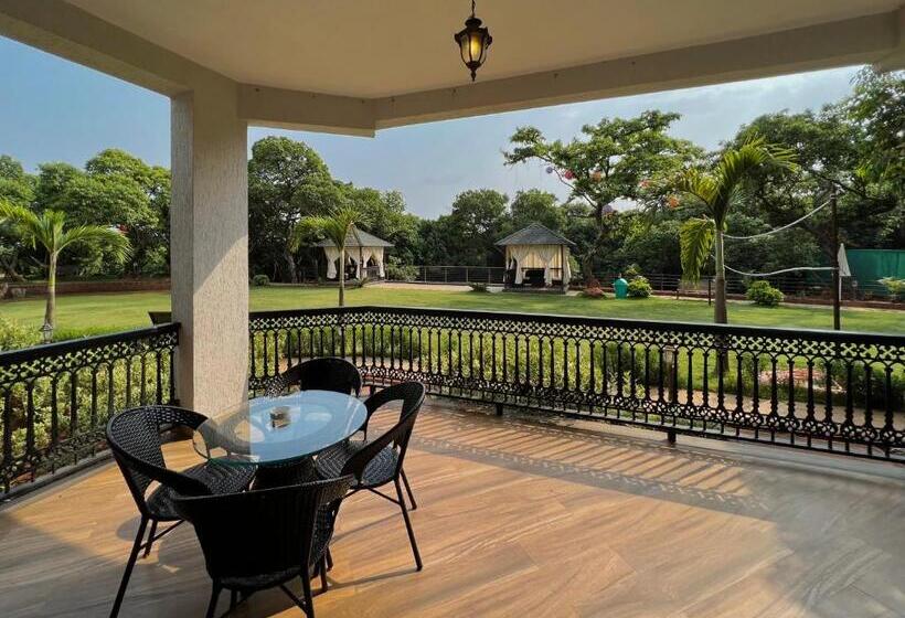 غرفة قياسية مزوَّدة بشُرفة, Tranquil Resort & Spa