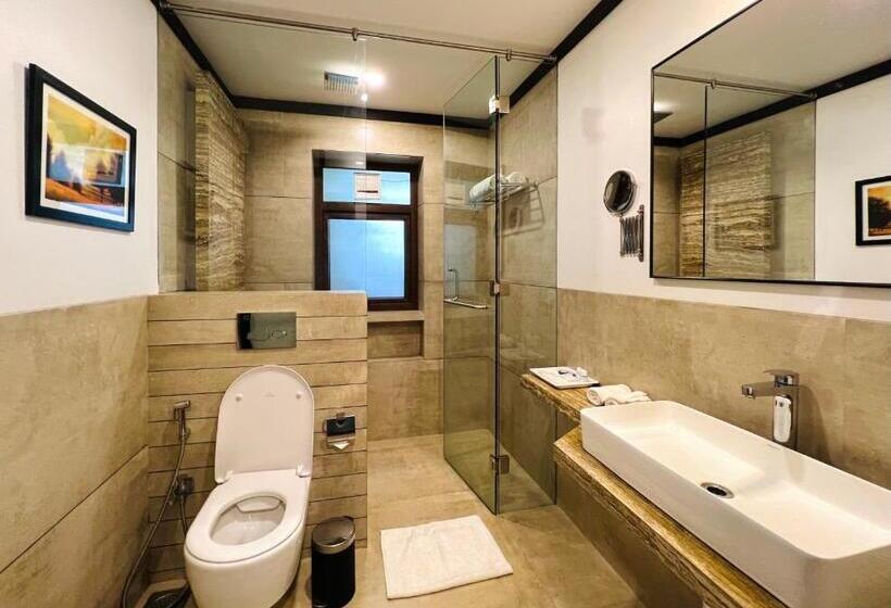 غرفة قياسية مزوَّدة بشُرفة, Tranquil Resort & Spa