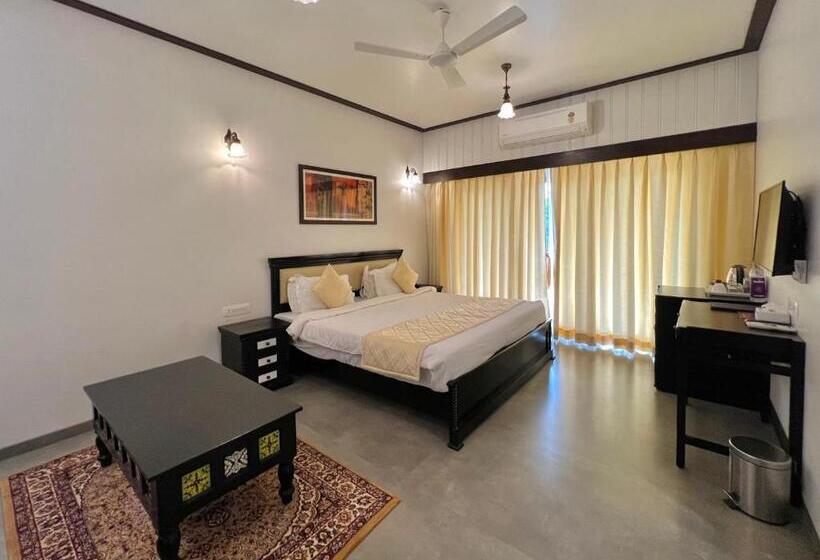 غرفة قياسية مزوَّدة بشُرفة, Tranquil Resort & Spa