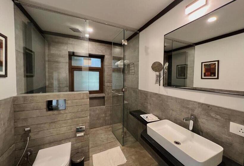 غرفة قياسية مزوَّدة بشُرفة, Tranquil Resort & Spa