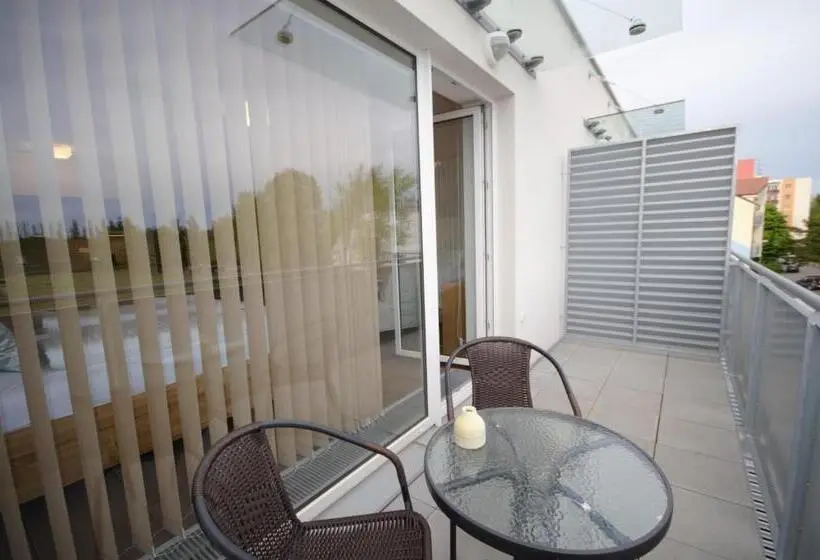 استودیوی سوپریور, Apartmány Viva Třeboň