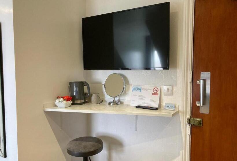 Triple Room Sea View, Ashburnam Guest House