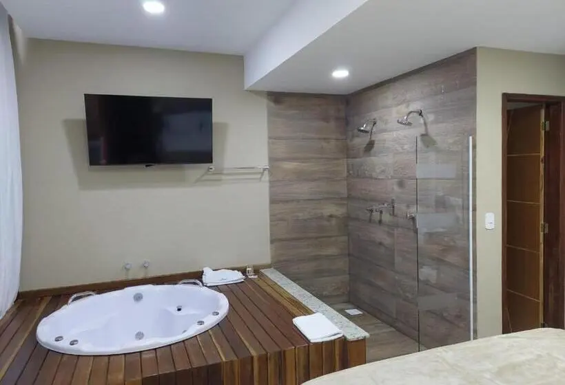 Suite with lake view, Costa Del Mar Hotel Boutique