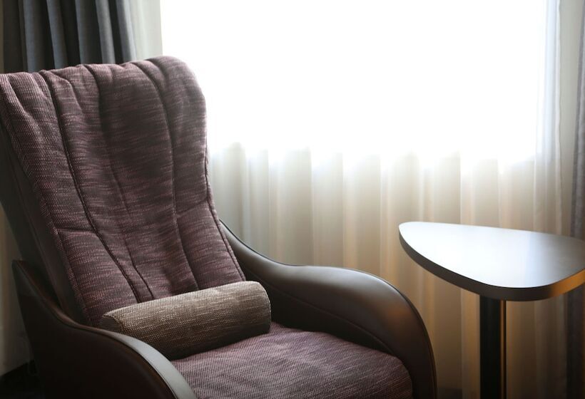 Номер Deluxe Кровать Кинг, Daiwa Roynet Hotel Fukuyama Ekimae