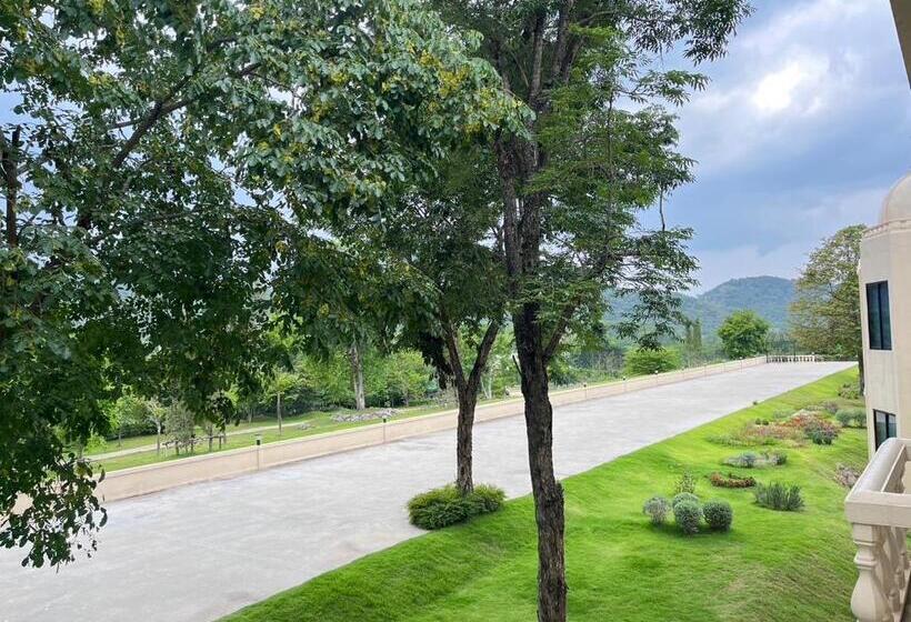 סוויטה נוף לגינה, Jupiter Trevi Resort And Spa