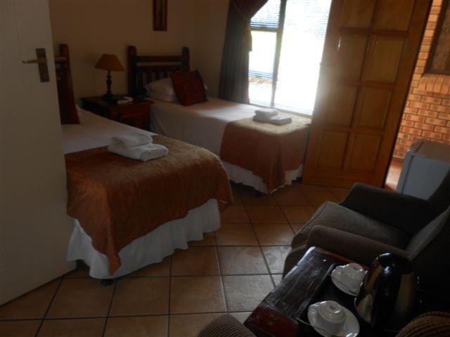 اتاق استاندارد یک نفره, Platinum Lodge Polokwane