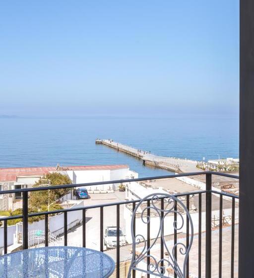 اتاق استاندارد با تخت بزرگ, Naro Suites And Rooms