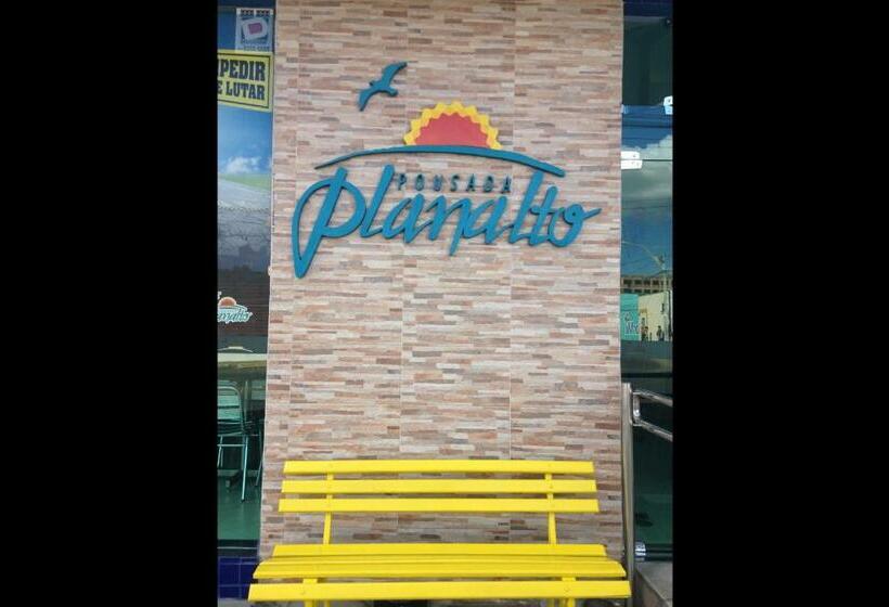 غرفة قياسية ثلاثية مزودة بشرفة, Pousada Planalto