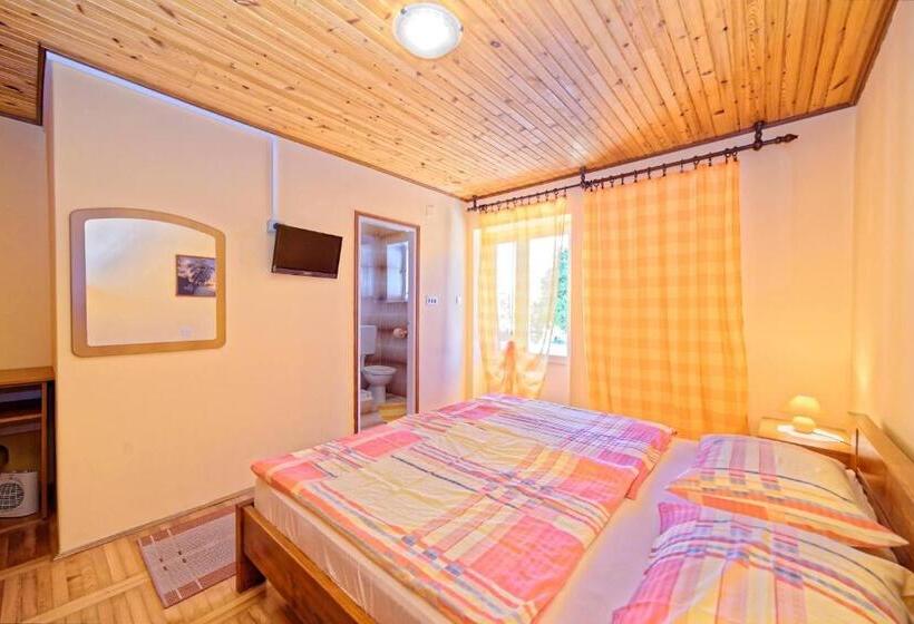 Номер Стандарт с Балконом, Rooms Milica Palit