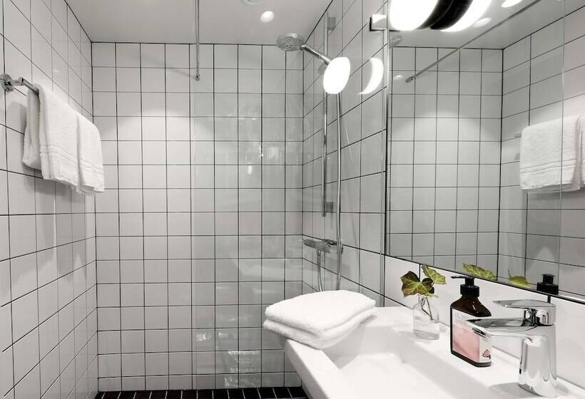 Номер Economy, Ten Hotel Bw Signature Collection