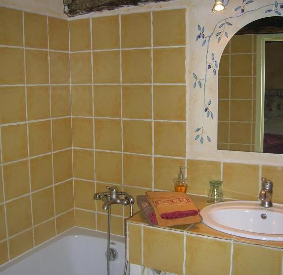 غرفة قياسية, Domaine De Peyre Brune