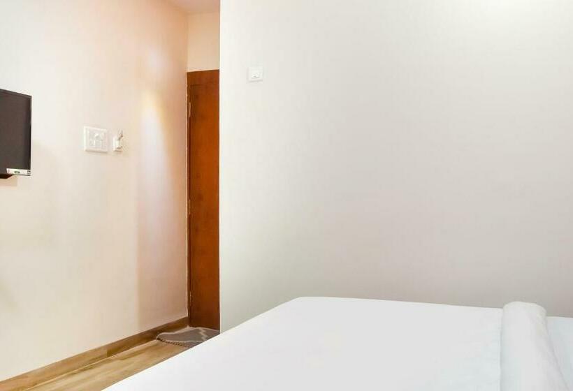 غرفة كلاسيكية ثلاثية, Collection O 78427 Hotel Raj Regent