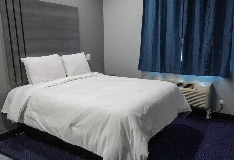 Люкс с гидромассажем, Americas Best Value Inn And Suites Bush International Airport
