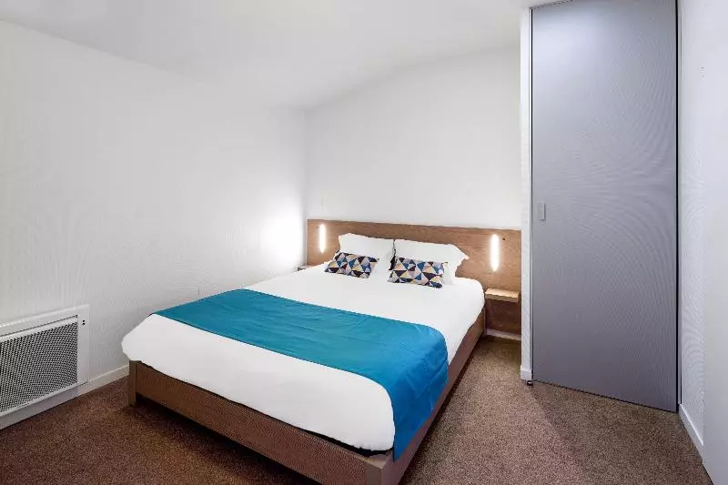 اتاق استاندارد با تخت بزرگ, Americas Best Value Inn And Suites Bush International Airport
