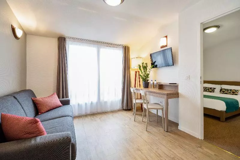اتاق استاندارد با تخت بزرگ, Americas Best Value Inn And Suites Bush International Airport