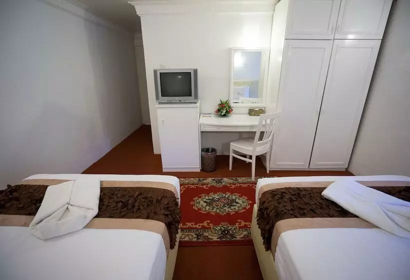 اتاق لوکس چهار تخته, Aseania Resort Langkawi