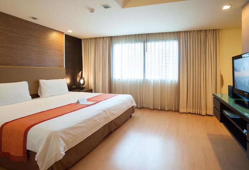 سوئیت 2 خوابه, Aspen Suites Hotel Sukhumvit 2