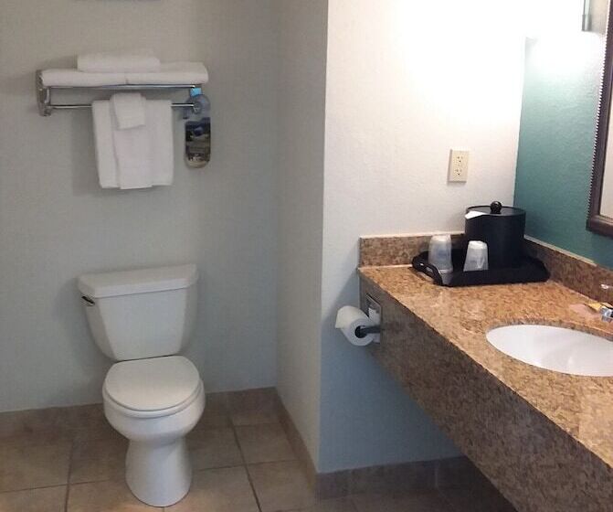 جناح, Best Western Plus Blue Angel Inn