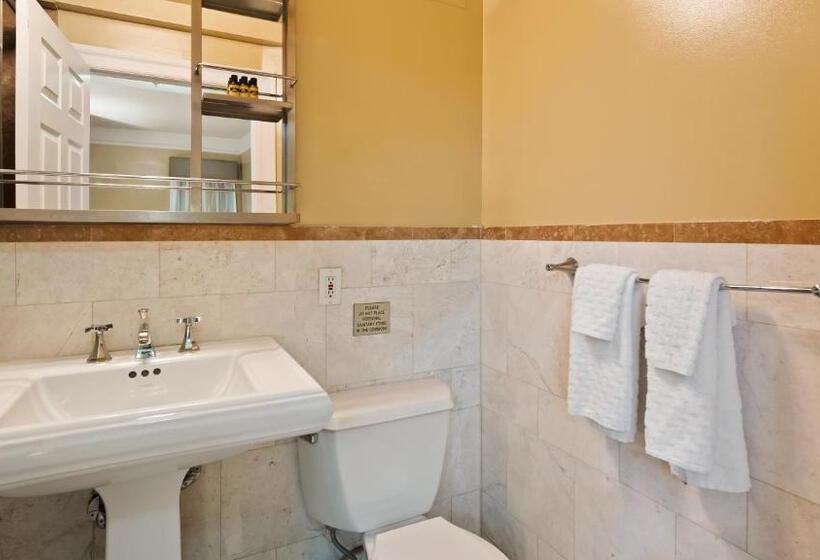 شقة دور أخير غرفة نوم واحدة, Best Western Plus Hospitality House Suites