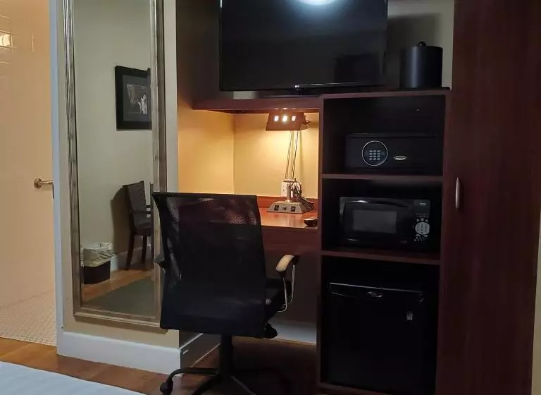 اتاق استاندارد, Best Western Plus Hospitality House Suites
