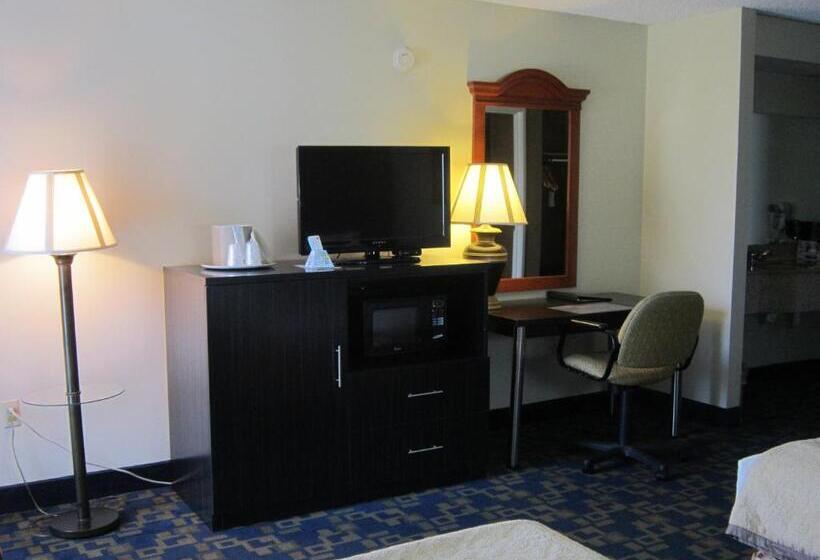 חדר סטנדרט עם מיטת קינג, Quality Inn Jacksonville   Orange Park Near Naval Air Station