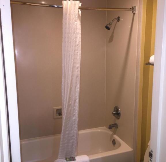 غرفة قياسية سرير كينج, Quality Inn Jacksonville   Orange Park Near Naval Air Station