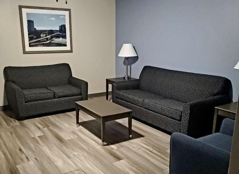 جناح, Quality Inn Jacksonville   Orange Park Near Naval Air Station