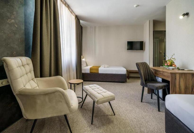 标准间, Bistra & Galina