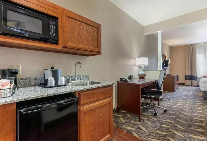 スイート, Comfort Suites