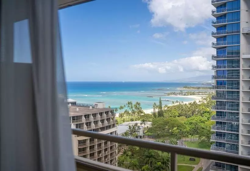 オーシャンビュースイート, Embassy Suites By Hilton Waikiki Beach Walk
