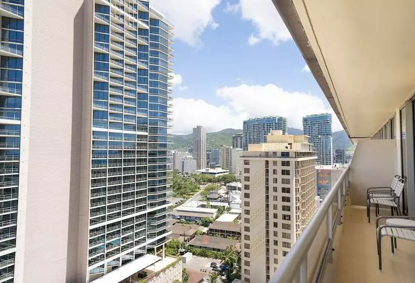身障者適用スイートルーム, Embassy Suites By Hilton Waikiki Beach Walk