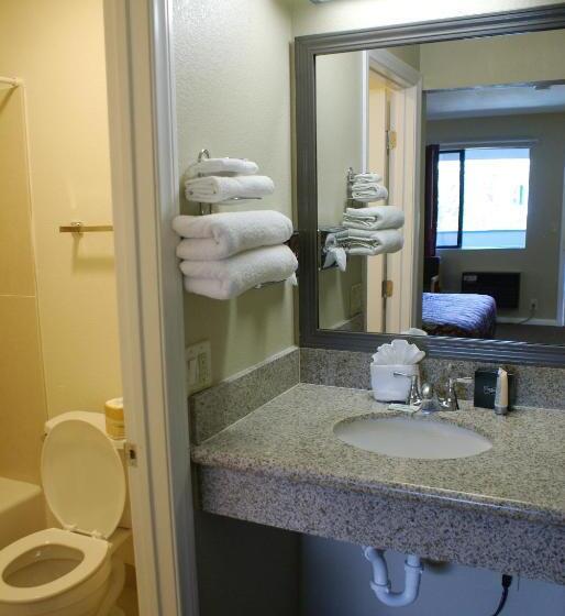Номер Стандарт, Heritage Inn San Diego