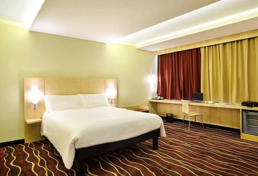 Номер Executive, Ibis Kuwait Salmiya