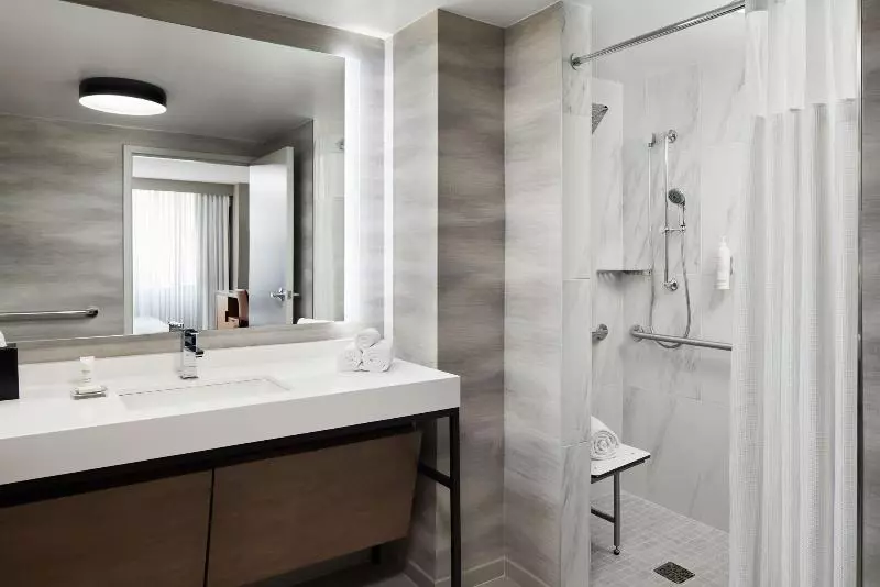 エクゼクティブルーム, Ibis Kuwait Salmiya