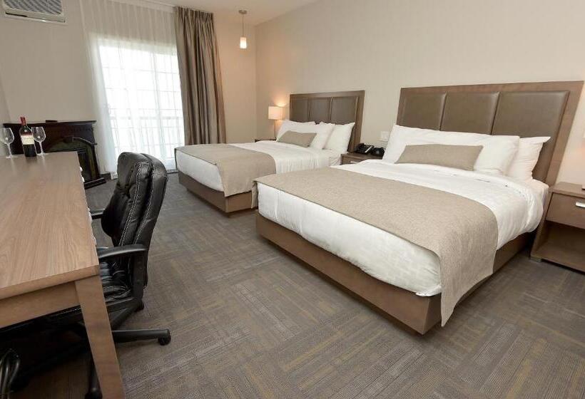 غرفة سوبيريور سرير ملكى, Hôtel Et Pavillons Le Petit Manoir Du Casino